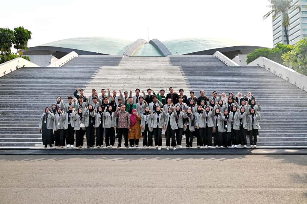 Kunjungan Akademik Mahasiswa Program Studi Hukum Tata Negara Islam Fakultas Syariah UIN Siber Syekh Nurjati Cirebon ke Majelis Permusyawaratan Rakyat Republik Indonesia (MPR RI)